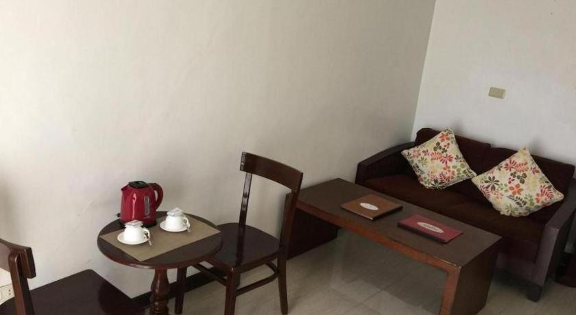 Soledad Suites Panglao Exterior photo