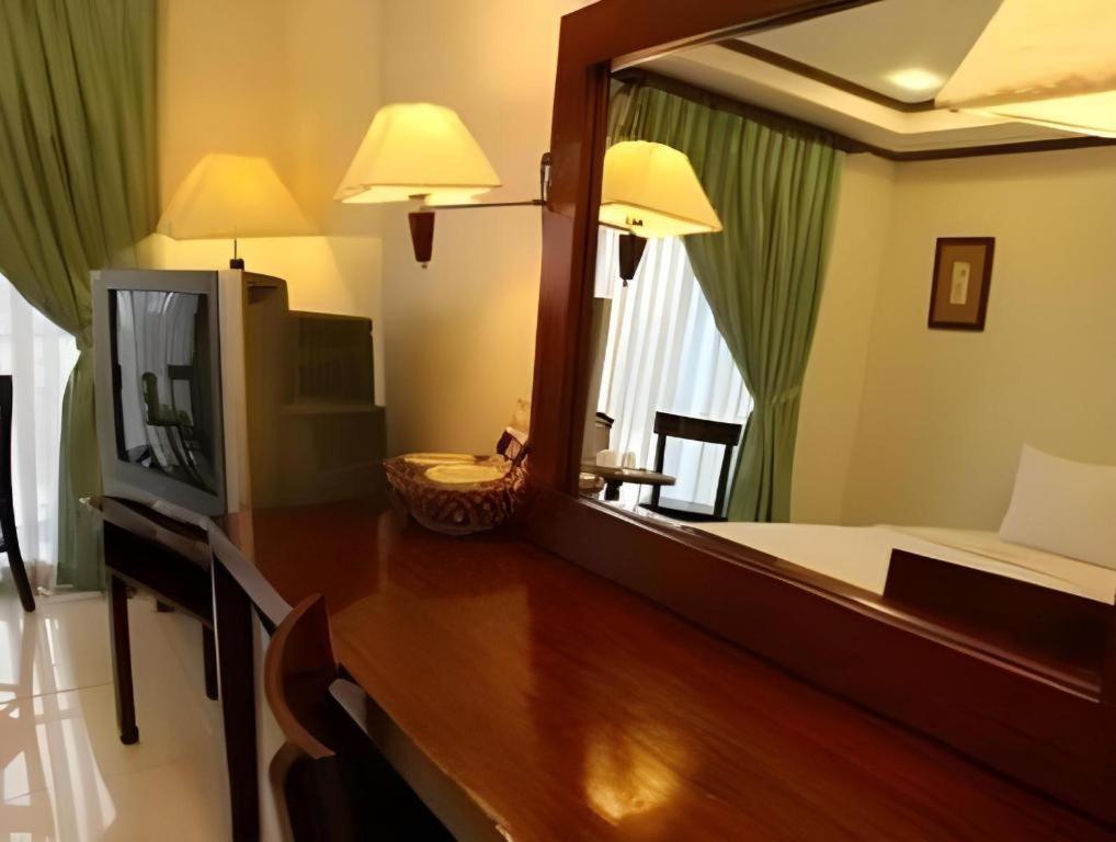 Soledad Suites Panglao Exterior photo